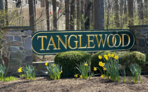 Tanglewood log